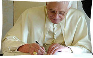 papalettera.jpg